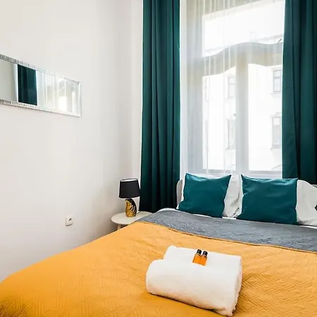 Royal City 40 M2 Krakow